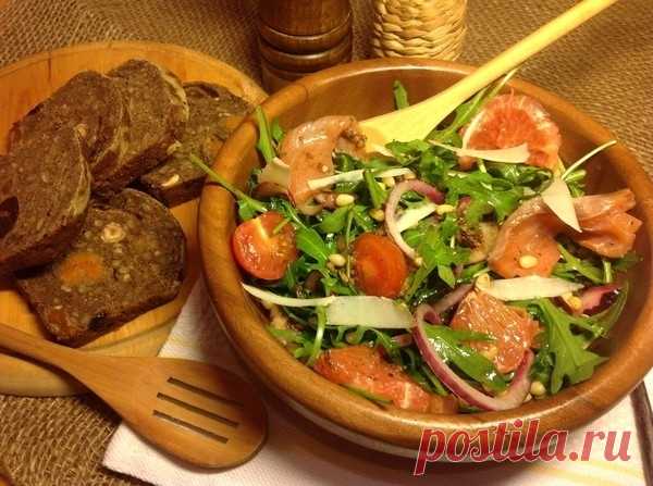 Салат из рукколы с лососем и кедровыми орешками - пошаговый рецепт с фото - как приготовить, ингредиенты, состав, время приготовления - Леди Mail.Ru