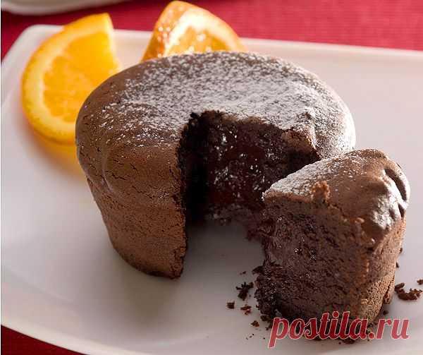 Шоколадные кексы с жидкой начинкой — рецепт с пошаговыми фото. Foodclub.ru