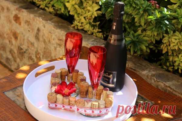 Подарок мужу на День Валентина
Подарок мужу на День Святого Валентина своими руками. Романтический подсвечник, который вы сделаете сами или с ребенком за 15 минут. Идея валентинок для детей, ссылка для скачивания.