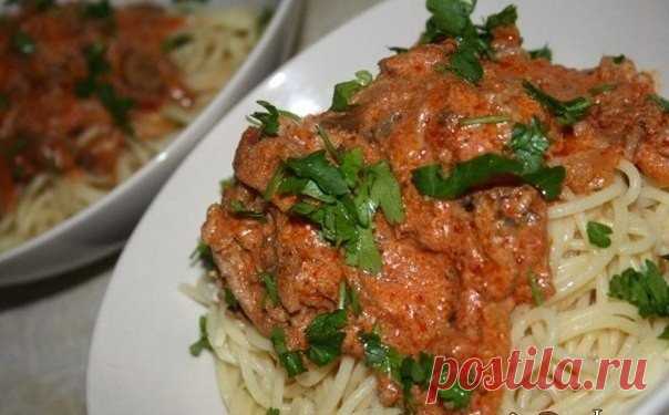 Как приготовить спагетти с грибами и мясным соусом - рецепт, ингредиенты и фотографии