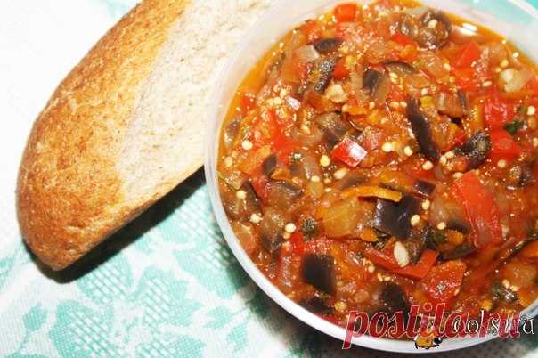 Овощная икра в мультиварке Овощная икра в мультиварке - это вкусная, ароматная, полезная и несложная в приготовлении овощная закуска. Пока сезон свежих овощей в разгаре, грех не баловать себя такими яркими летними блюдами. Закуску нужно полностью охладить и подавать с гренками из черного, серого или отрубного хлеба. Это очень вкусно, приятного аппетита!