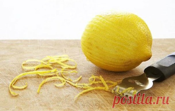 Если вы регулярно употребляете лимон вы можете предотвратить такие заболевания, как бронхит, грипп, простуда, ларингит, артрит, бактериальные инфекции, почечныеи желчные камни, высокоеартериальное давление. — Полезные советы