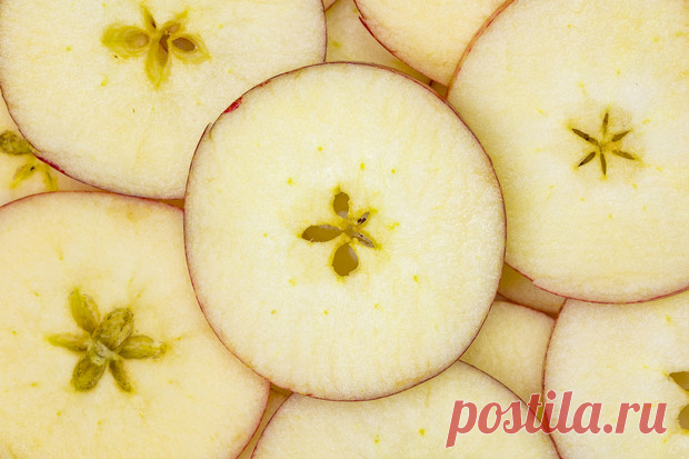 Что происходит с телом, когда вы едите яблоки?