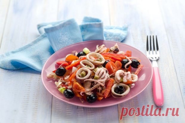 Овощной салат с кальмарами, осьминогами и маслинами – простой и вкусный рецепт, как приготовить пошагово