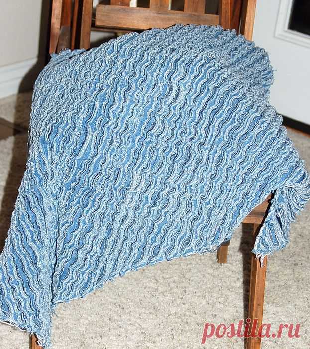 Джинсовый пушистый коврик в технике синель. МК