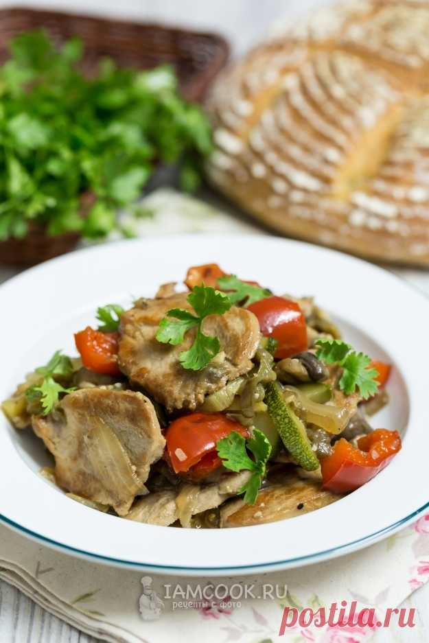 Жареное мясо с овощами и грибами — рецепт с фото пошагово