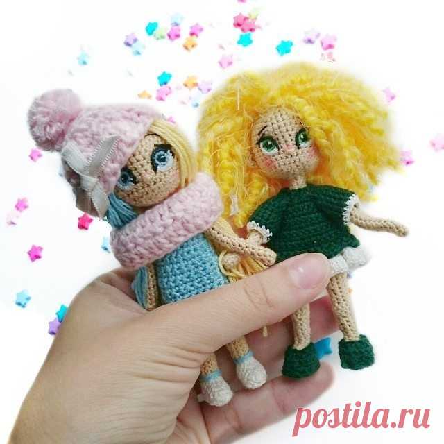 PDF Куколка. FREE amigurumi crochet pattern. Бесплатный мастер-класс, схема и описание для вязания игрушки амигуруми крючком. Вяжем игрушки своими руками! Куколка в платье, кукла, doll, puppet, puppe, marioneta, fantoche. #амигуруми #amigurumi #amigurumidoll #amigurumipattern #freepattern #freecrochetpatterns #crochetpattern #crochetdoll #crochettutorial #patternsforcrochet #вязание #вязаниекрючком #handmadedoll #рукоделие #ручнаяработа #pattern #tutorial #häkeln #amigurumis #dolls