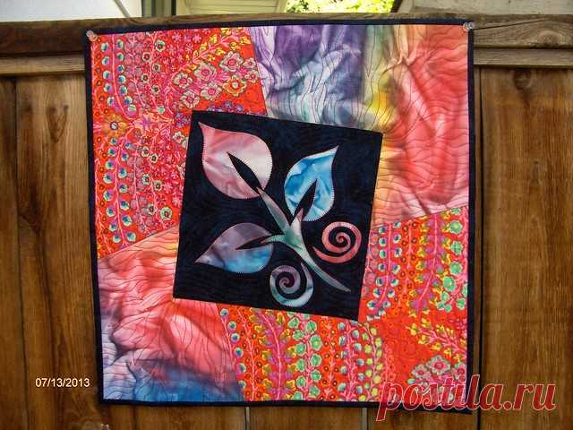 Abstract Leaf Quilt | A second small wall hanging I made to … | Flickr