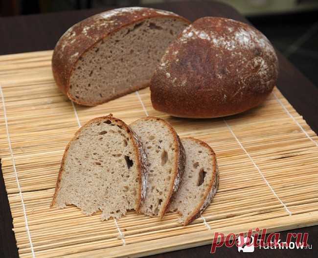 Ржаной хлеб на пшеничной закваске в домашних. Хлеб ржаной подовый. Пшенично-ржаной хлеб подовый. Пшеничный подовый хлеб на закваске. Хлеб пшенично-ржаной бездрожжевой.