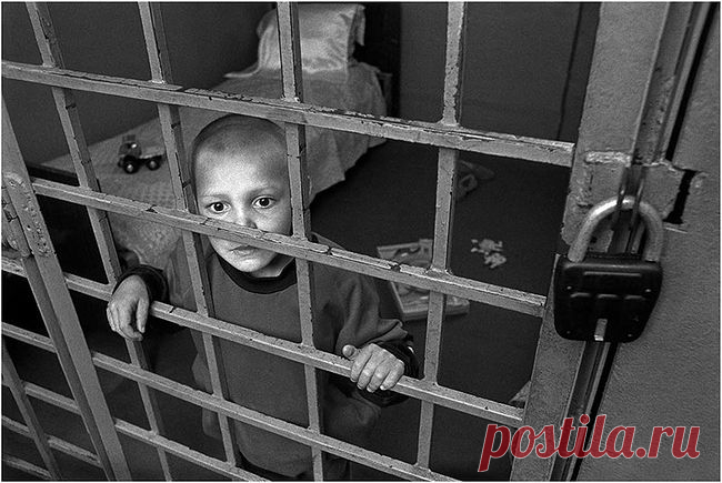Nonstop Photos | Андрей Архипов / Изолятор.(Детский приёмник распределитель)