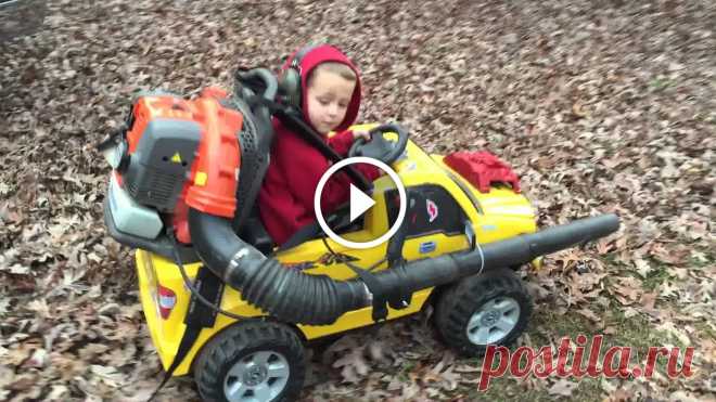 Powerwheels leaf blower = Genius