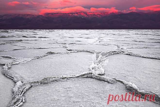 Salty Glow | Badwater Basin by Brandon Ku