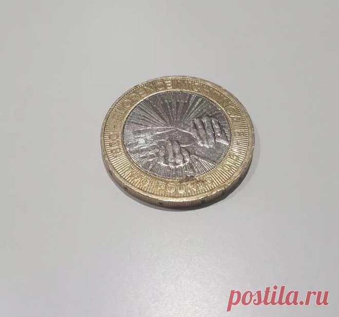 FLORENCE NIGHTINGALE £2 POUND COIN.2010.RARE. DOUBLE MINTING ERROR  | eBay The writing around the edge of the coin is upside down and dots are missing from around the queens head. | eBay!