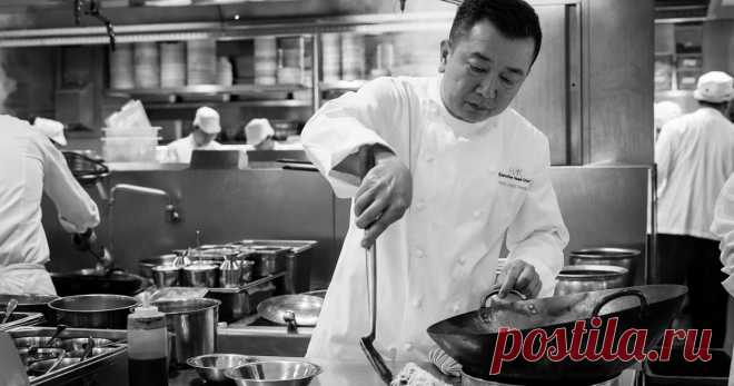 Тонг Чи Хви Вдохновленный кулинарией своей бабушки, Тонг Чи Хви заново изобретает традиционные китайские вкусы и методы с отчетливым современным колоритом. Ранее