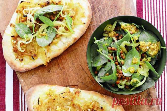 Spiced onion naan with lentil salad