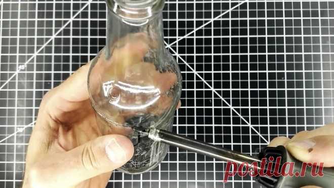 Как сделать любое отверстие в бутылке при помощи паяльника