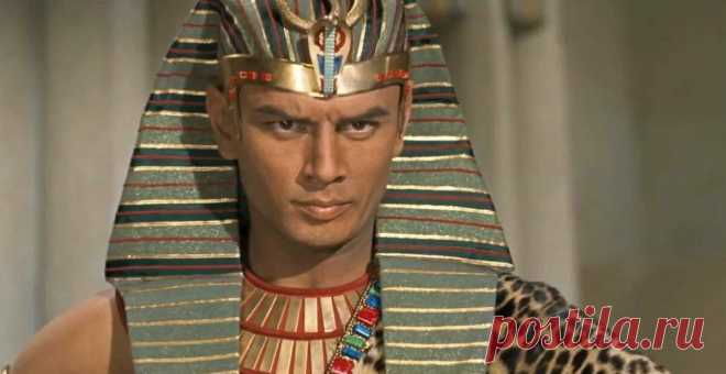 А вы знали, с какой целью фараоны Древнего Египта носили на голове странные полосатые платки? | C A E S A R | Яндекс Дзен