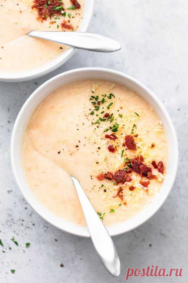 Сливочный суп-пюре из картофеля - это ароматный, быстрый в приготовлении  суп, допускающий разнообразные добавки и способы подачи