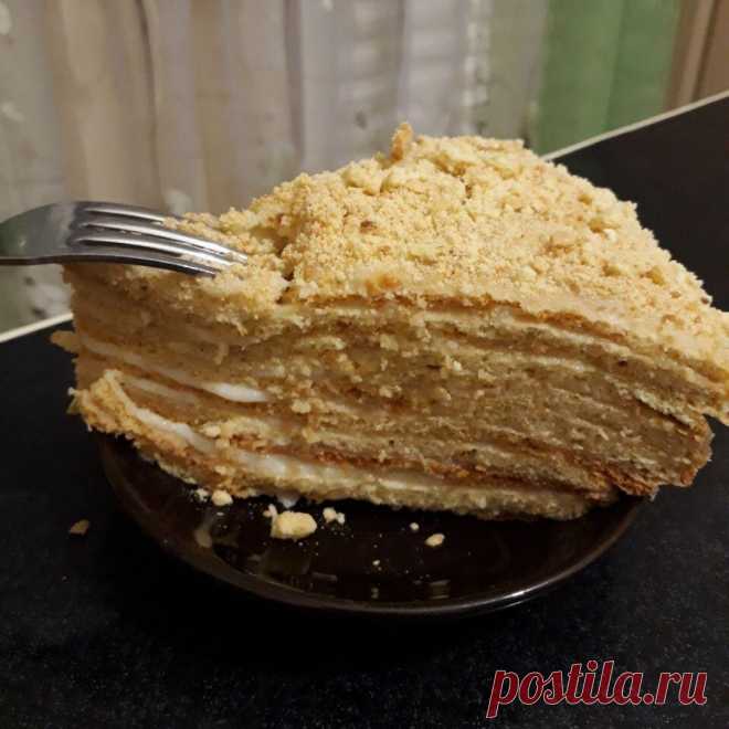 Когда у меня остаются желтки, пеку многослойный торт с заварным кремом | Рекомендательная система Пульс Mail.ru