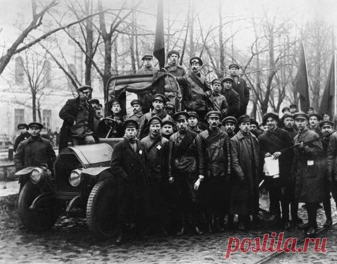 23 февраля — День защитника Отечества | Историк