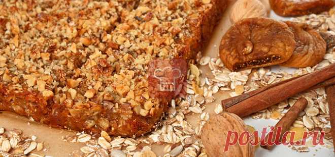 Овсяный пирог с яблоками и инжиром | Кулинарный журнал Stay Delicious