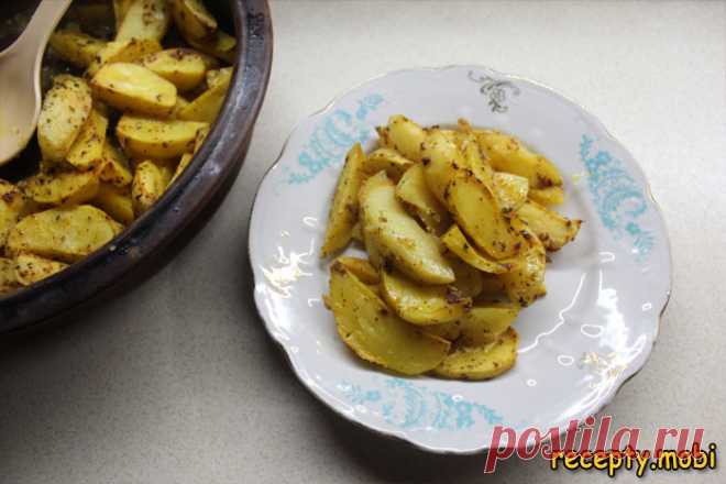 Хрустящий запеченный картофель в духовке без капли масла