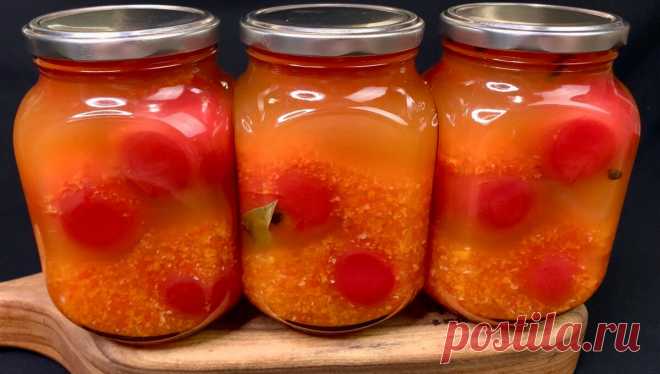 Шикарные помидоры на зиму без варки и стерилизации: секрет в невероятно вкусном рассоле с острой овощной крошкой (а готовить просто-просто) | Еда, я тебя омномном! | Дзен