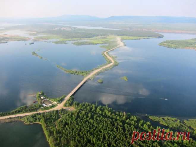 Братск с вертолёта.