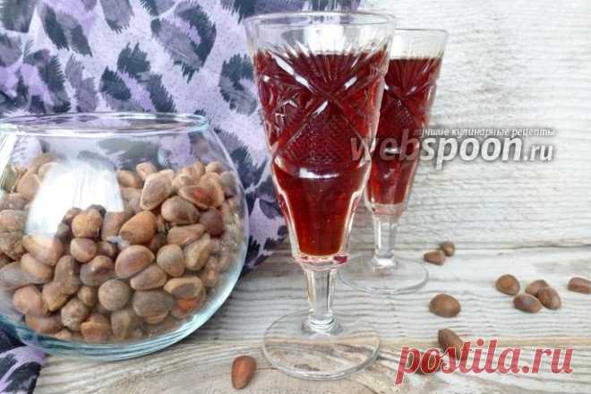 Кедровая настойка на водке, как приготовить настойку на кедровых орешках на Webspoon.ru