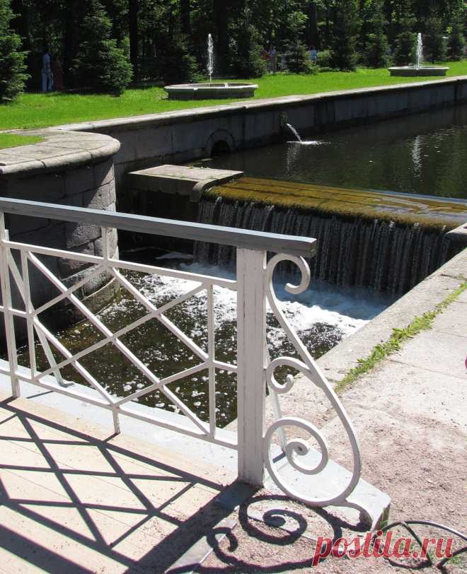«идеально #вода #красота #ограда #парк #тени» — карточка пользователя koro.iren в Яндекс.Коллекциях