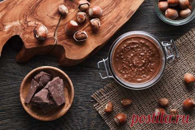 Шоколадно-ореховая паста по мотивам «Нутеллы» — Sloosh – кулинарные рецепты