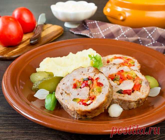 Рецепт рубленого рулета из свинины со сладким перцем и огурцами с фото пошагово на Вкусном Блоге