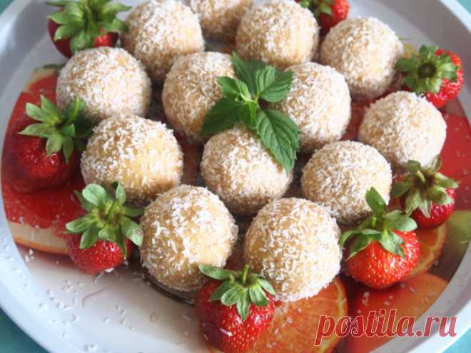 Десертные шарики с клубникой - пошаговый рецепт с фото - как приготовить, ингредиенты, состав, время приготовления - Леди Mail.Ru