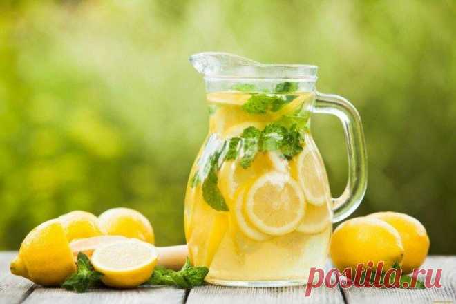 20 лучших рецептов домашнего лимонада на любой вкус Мы собрали лучшие рецепты освежающего домашнего лимонада на любой вкус - классический, имбирный, апельсиновый, малиновый, с лаймом, огурцом и многие другие!