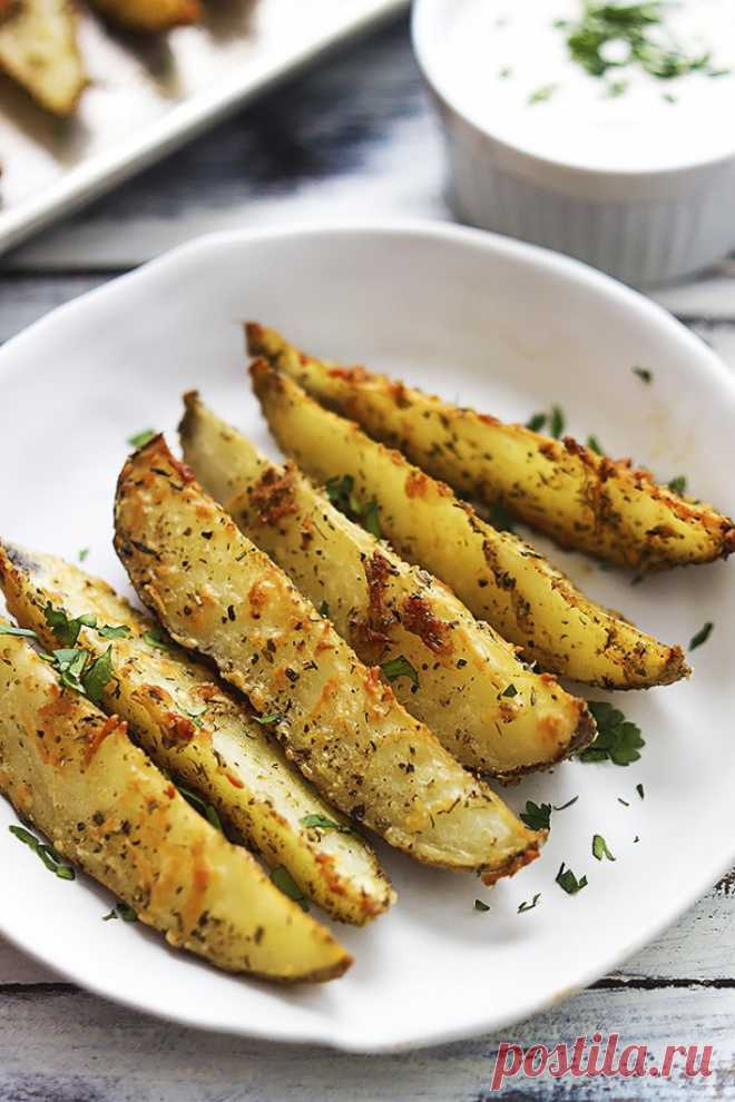 Блюда из картофеля простые рецепты. Блюда из картофеля. Закуска из картофеля. Вкусная картошка. Картофель приготовленный.