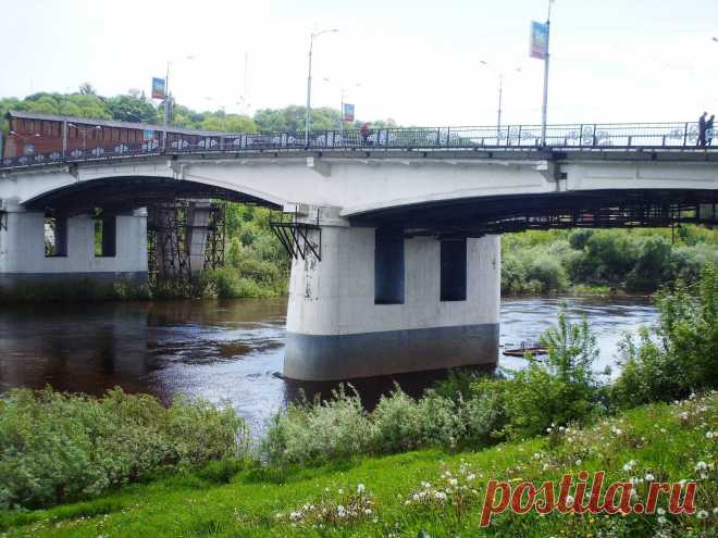 Мост через Днепр.   ---    The Bridge Through Dnieper  Free Stock Photo HD - Public Domain Pictures