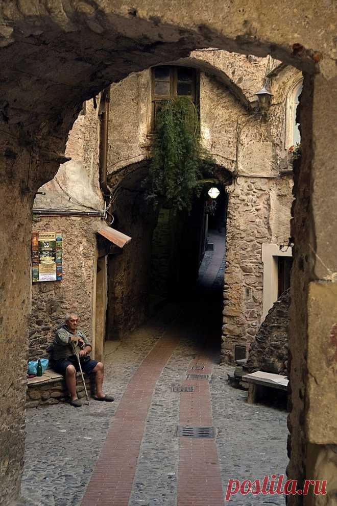 riccardo • dolceacqua in liguria, italy