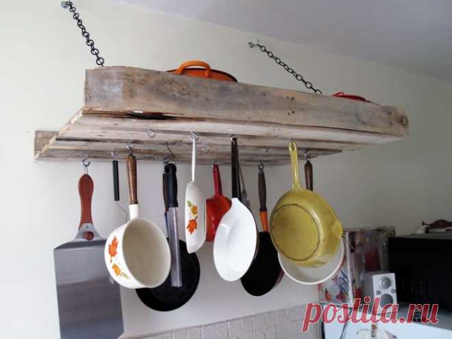 Wooden Pallets Made Kitchen Shelves | DIY Motive