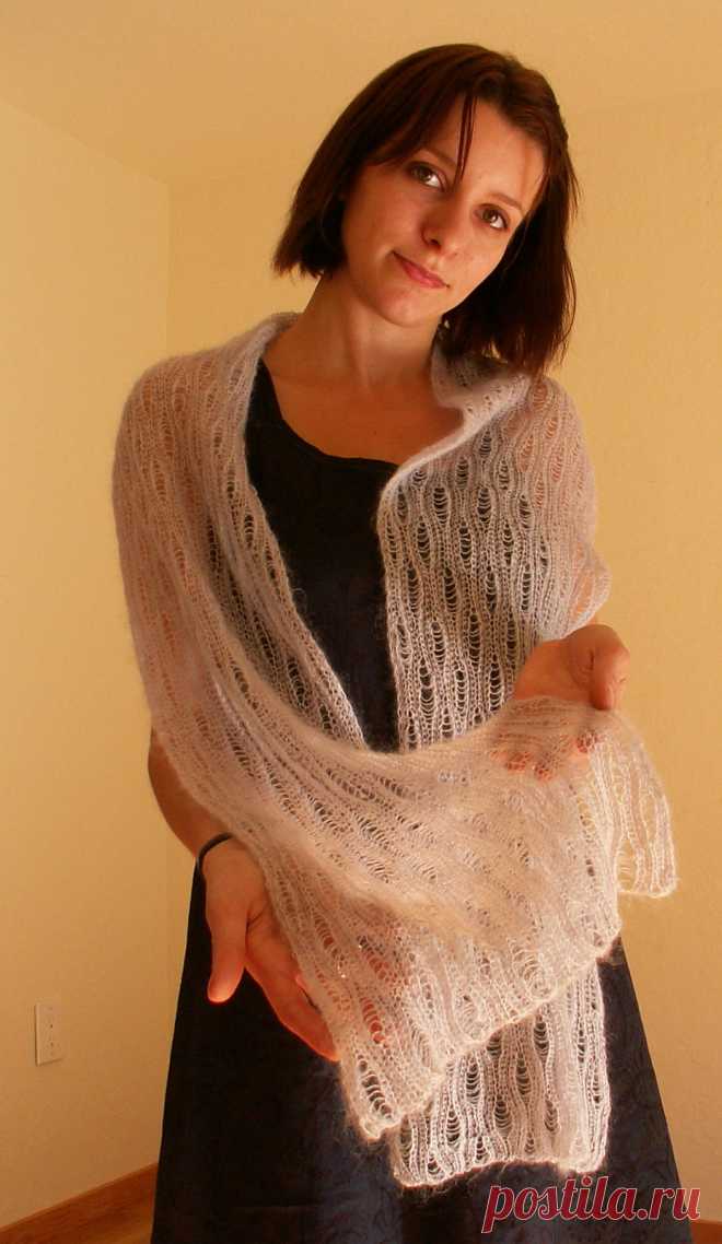 Ravelry: Vertical Drop Stitch Shawl pattern by Roxanne Seabright