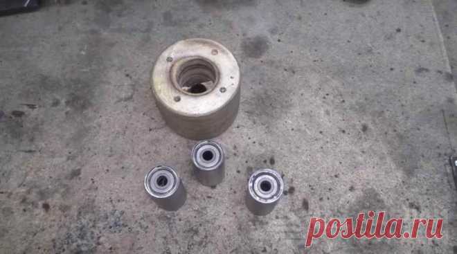 Как сделать ролики для гриндера без токарного станка В данном обзоре мастер поделится с нами полезной идеей, как своими руками изготовить ролики для самодельного гриндера. Причем для этого не потребуется