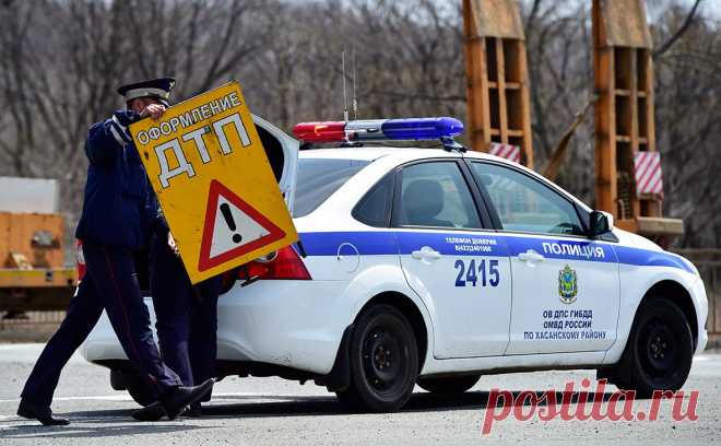 МВД связало рост аварийности с санкциями и дефицитом новых автомобилей. Из-за санкций произошло перераспределение транспортных потоков с западного направления на юго-восток, а инфраструктура оказалась не готова к этому, следует из отчета научного центра МВД