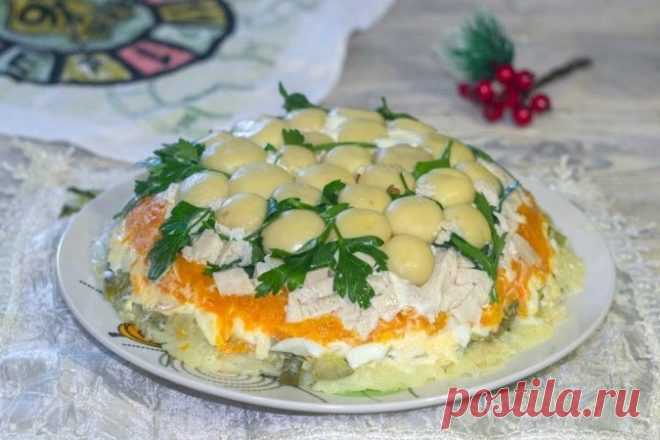 Салат «Лесная поляна» с морковью по-корейски и сыром, рецепт с фото и видео — Вкусо.ру