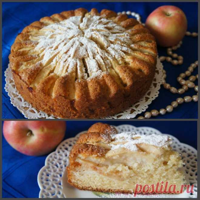 Корнуэльский яблочный пирог
 
Пирог очень прост в исполнении и довольно быстрый, но какой результат!!!
Ингредиенты:
220 г сливочного масла, 150 г сахара, 3 яйца, 1/2 стакана сметаны, 250 г муки, 500-600 г кислых твердых яблок (лучше взять зеленые), 1 пакетик разрыхлителя, 1 пакетик ванильного сахара, 1 ст. л. коричневого сахара. 
Способ приготовления:
Белки отделить от желтков и убрать в холодильник. 
Растопленное сливочное масло соединить с сахаром и ванильным сахаром, по...