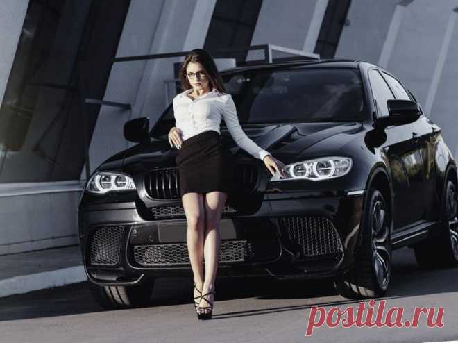 Семья, которая променяла семейные ценности на деньги. Реальная история моего товарища
  А на что готовы вы ради подъема по карьерной лестнице и других благ?
  Ко мне на новогодние праздники приехал мой давний друг. Последний раз мы виделись на его свадьбе, около 4 лет назад. Но приехал он сам. Когда я спросил его, почему он один, он сказал, что жена дома. И поведал следующую историю.