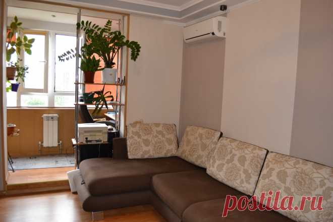 2-х к. кв., ул. Набережная, в г. Саки, Р. Крым, 9/9 ти эт. дома,  общ. пл. 54/27/9 кв.м., евроремонт, бронированная дверь, встроенная кухня с газовой панелью и духовкой ( место под стиральную машинку и посудомойку), есть двух камерный холодильник, индивидуальное газовое отопление, тёплые полы: ванная и туалет, счётчики, 2 кондиционера, домофон. Полностью укомплектована мебелью
Стоимость 3000000 руб +79787224611 Лариса