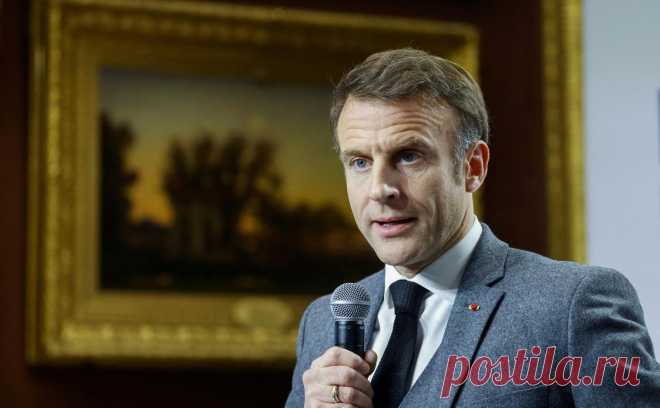 Макрон пообещал передать Украине ракеты SCALP и «сотни бомб». Макрон анонсировал февральский визит в Киев и подписание соглашения о гарантиях безопасности Украины, а также поставку дальнобойных ракет — аналогов британских Storm Shadow. Москва требует в гарантиях не создавать для нее угроз