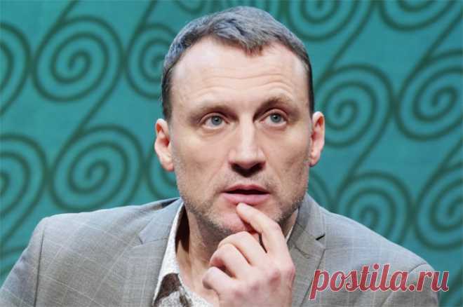 Иван Охлобыстин дал оценку действиям актера Анатолия Белого. Он назвал предательством призывы артиста запретить гастроли «Ленкома» в Израиле.