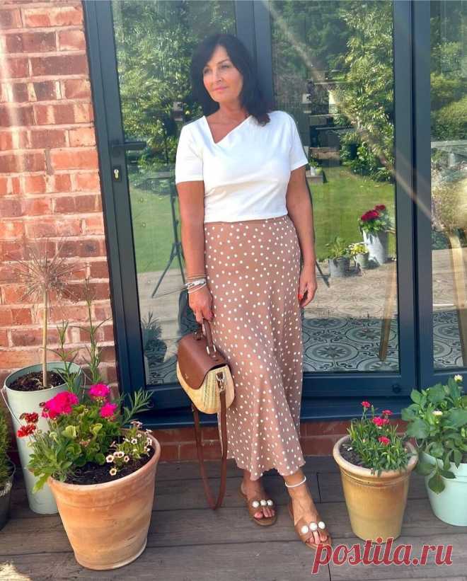 Длинная юбка - модный тренд: как женщине в возрасте стилизовать юбку макси, чтобы не выглядеть по-старушечьи | До и после 50-ти | Дзен