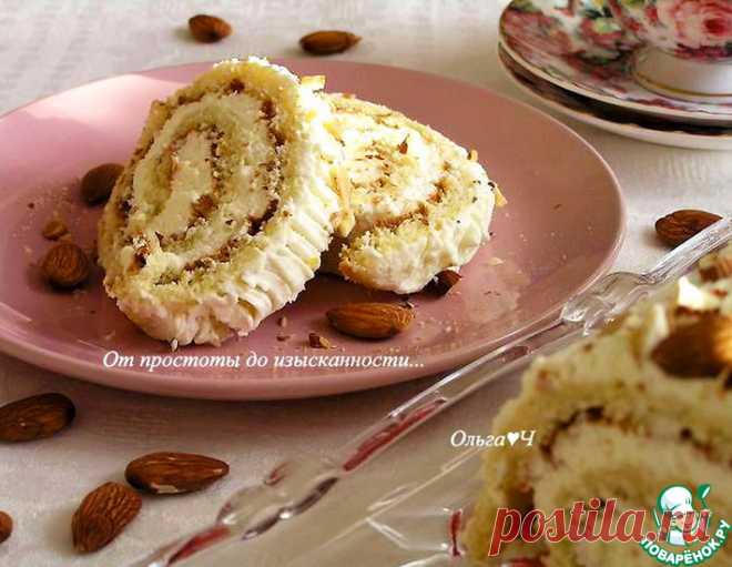 Рулет на сгущёнке с миндалём – кулинарный рецепт