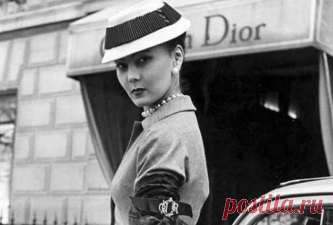 Алла Ильчун: как посудомойка из Казахстана стала музой Диора и культовой моделью, а затем бесследно исчезла
Восточная красавица Алла Ильчун выходила на подиум с такими звездами, как Марлен Дитрих, Митца Брикар, а Кристиан Диор считал её своим талисманом. В его Доме моды она работала с самого открытия. Как посудомойка из Казахстана смогла покорить сердце великого кутюрье? Алла родилась в семье...
Читай дальше на сайте. Жми подробнее ➡